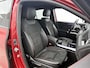 Mercedes-Benz GLA 200 Business Solution AMG 5 spaaks lichtmetalen velgen | Navigatie | MBUX wide screen | Parking support met camera achter | Trekhaak | Inclusief 24 maanden MB Certified garantie voor Europa.