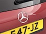 Mercedes-Benz GLA 200 Business Solution AMG 5 spaaks lichtmetalen velgen | Navigatie | MBUX wide screen | Parking support met camera achter | Trekhaak | Inclusief 24 maanden MB Certified garantie voor Europa.