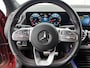 Mercedes-Benz GLA 200 Business Solution AMG 5 spaaks lichtmetalen velgen | Navigatie | MBUX wide screen | Parking support met camera achter | Trekhaak | Inclusief 24 maanden MB Certified garantie voor Europa.
