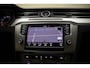 Volkswagen Passat 1.4 TSI Connected S. [Schuif/Kanteldak Groot Navi Massagestoel]