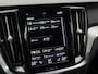 Volvo S60 2.0 B4 R-Design | Leder, Memory, ACC, Trekhaak, Stoel+Stuurverw., Camera, Carplay/Android | Dealeronderhouden | NAP |