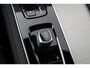 Volvo XC90 T8 Plug-in hybrid Ultra Black Edition | Luchtvering | Bowers&Wilkins | Massage+Ventilatie | Gelamineerd Glas | Trekhaak | 21 Inch