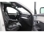 Volvo XC90 T8 Plug-in hybrid Ultra Black Edition | Luchtvering | Bowers&Wilkins | Massage+Ventilatie | Gelamineerd Glas | Trekhaak | 21 Inch