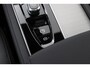Volvo XC90 T8 Plug-in hybrid Ultra Black Edition | Luchtvering | Bowers&Wilkins | Massage+Ventilatie | Gelamineerd Glas | Trekhaak | 21 Inch
