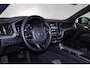 Volvo XC60 T8 Recharge AWD R-Design - Luchtvering - Panorama/schuifdak - IntelliSafe Assist & Surround - 360º Camera - Harman/Kardon audio - Adaptieve LED koplampen - Verwarmde voorstoelen, stuur & achterbank - Parkeersensoren voor & achter - Elektr. bedienb. voorstoelen met geheugen - Draadloze tel. lader - Standkachel - Extra getint glas - Elektr. inklapbare trekhaak - 21' LMV