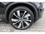 Volvo XC40 Recharge AWD R-Design | Panorama Dak | Leder interieur | Styling kit