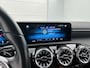 Mercedes-Benz A-klasse 180 Business Solution Luxury (SFEERVERLICHTING, STOELVERWARMING, LEER, LED, GOED ONDERHOUDEN, 1e EIGENAAR)