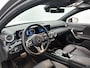Mercedes-Benz A-klasse 180 Business Solution Luxury (SFEERVERLICHTING, STOELVERWARMING, LEER, LED, GOED ONDERHOUDEN, 1e EIGENAAR)