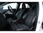 Mercedes-Benz A-klasse 180 Ambition PDC / Sportstoelen