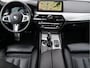 BMW 5-Serie 520i M-Sport High Executive | Schuifdak | Leder | Head-up | Org. NL