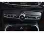 Volvo XC40 T4 Recharge R-Design | Stoelverwarming | Trekhaak | Panoramadak | Parkeercamera | Glossy Black | Keyless