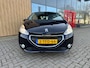 Peugeot 208 1.2 VTI Envy / Nwe. Distrib. / Navi / Clima