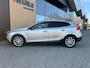 Volvo V40 Cross Country 1.5 T3 Polar+ Luxury / Trekhaak / CarPlay