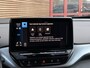 Volkswagen ID.4 First 77 kWh Trekhaak / SOH 92% /  Camera / Adpt Cruise / Winterpack enz
