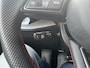 Audi A3 Sportback 40 TFSI e S-line / Leder-Alacantara RS Stoelen met Rode Stiksels / Zwart Optiek Plus / Camera / Elek. Stoelverstelling / Elek. Achterklep / Audi smartphone interface / 18'' LMV