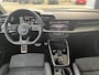Audi A3 Sportback 40 TFSI e S-line / Leder-Alacantara RS Stoelen met Rode Stiksels / Zwart Optiek Plus / Camera / Elek. Stoelverstelling / Elek. Achterklep / Audi smartphone interface / 18'' LMV