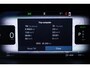 Volvo V60 T6 Plug-in hybrid AWD Plus Dark | Trekhaak | Verwarmbare voorstoelen+stuurwiel+achterbank | Rondom zichtcamera | Premium audio by Harman Kardon | Verwarmbare voorruit | 19 inch Lichtmetalen velgen
