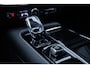 Volvo V60 T6 Plug-in hybrid AWD Plus Dark | Trekhaak | Verwarmbare voorstoelen+stuurwiel+achterbank | Rondom zichtcamera | Premium audio by Harman Kardon | Verwarmbare voorruit | 19 inch Lichtmetalen velgen