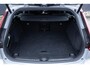 Volvo V60 T6 Plug-in hybrid AWD Plus Dark | Trekhaak | Verwarmbare voorstoelen+stuurwiel+achterbank | Rondom zichtcamera | Premium audio by Harman Kardon | Verwarmbare voorruit | 19 inch Lichtmetalen velgen