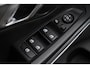 BMW 3-Serie 330i M Sport / PANO / KEYLESS / ACC / CAMERA / DODEHOEK / CARPLAY
