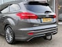 Ford Focus 1.5 ST-Line 150 PK I 6 bak I Trekhaak I Cruise I Goed onderhouden I Verwarmde voorruit