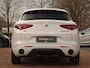 Alfa Romeo Stelvio 2.0 T AWD Veloce|BTW-auto |Trekhk|21"|Ad.Suspention| Giallo|All BLACK|Ti-dif.