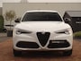 Alfa Romeo Stelvio 2.0 T AWD Veloce|BTW-auto |Trekhk|21"|Ad.Suspention| Giallo|All BLACK|Ti-dif.