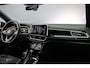 Volkswagen T-Roc R-Line Business+ 1.5 TSI 150pk DSG Automaat Adaptive cruise control, Elektrische achterklep, Achteruitrijcamera, LED koplampen, Stoelverwarming, Parkeersensoren