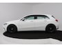 Mercedes-Benz A-klasse 180 Premium Plus (STOELVERWARMING, ACHTERUITRIJCAMERA, CRUISE CONTROL, NAVIGATIE)
