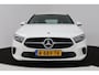 Mercedes-Benz A-klasse 180 Premium Plus (STOELVERWARMING, ACHTERUITRIJCAMERA, CRUISE CONTROL, NAVIGATIE)