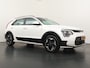 Kia Niro EV DynamicLine 64.8 kWh - SOH 99,1% - Adaptief Cruise Control - Navigatie - Climate Control - Apple/Android Carplay - Fabrieksgarantie Tot 2031
