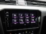 Volkswagen Passat Variant 1.4 TSI PHEV GTE Business 218 PK| Dealer Onderhouden | Navigatie Pro | Trekhaak | Head-Up-Display | Stoelverwarming | Achterklep Elektrisch | Keyless Access | Achteruitrijcamera
