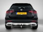 Mercedes-Benz GLC 300 e 4MATIC Plug-In Hybride Trekhaak | Ledkoplampen | Memory Voorstoelen | Achteruitrijcamera | Sfeerverlichting | Dodehoekassistent. Inclusief 24 maanden Mercedes-Benz Certified garantie voor Europa.