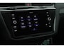 Volkswagen Tiguan 1.5 TSI 150pk DSG 2x R-Line HUD Trekhaak Camera harman/kardon Panoramadak Keyless Virtual Cockpit Navigatie