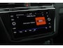 Volkswagen Tiguan 1.5 TSI 150pk DSG 2x R-Line HUD Trekhaak Camera harman/kardon Panoramadak Keyless Virtual Cockpit Navigatie