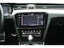 Volkswagen Passat Variant 1.5 TSI 150pk DSG R-Line Business Leder Camera Panoramadak Keyless Virtual Cockpit Navigatie
