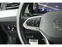 Volkswagen Passat Variant 1.5 TSI 150pk DSG R-Line Business Leder Camera Panoramadak Keyless Virtual Cockpit Navigatie