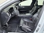 Volvo V60 T8 Twin Engine AWD R-Design | Trekhaak | Head-Up | Panoramadak |
