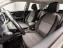 Kia Stonic 1.0 T-GDi DynamicLine (APPLE CARPLAY, NAVIGATIE, CAMERA, SPORTSTOELEN, LM VELGEN, CRUISE, PARKEERSENSOREN, NIEUWSTAAT)