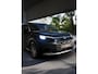 Volkswagen T-Roc Life First Edition | 'App-Connect' draadloze smartphone integratie | Automatische afstandsregeling (Adaptive Cruise Control) | Buitenspiegels elektrisch instel-, verwarm- en inklapbaar