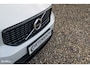 Volvo XC40 1.5 T5 Recharge R-Design | Adaptieve cruise | Zwenkbare trekhaak | Blis | Actieve bochtverlichting |
