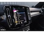 Volvo XC40 1.5 T5 Recharge R-Design | Adaptieve cruise | Zwenkbare trekhaak | Blis | Actieve bochtverlichting |