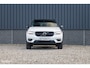 Volvo XC40 1.5 T5 Recharge R-Design | Adaptieve cruise | Zwenkbare trekhaak | Blis | Actieve bochtverlichting |