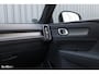Volvo XC40 1.5 T5 Recharge R-Design | Adaptieve cruise | Zwenkbare trekhaak | Blis | Actieve bochtverlichting |
