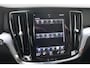 Volvo V60 B3 Momentum Advantage 163pk | Stoelverwarming | Dodehoek | Camera | Trekhaak | ACC | Climate |