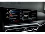 BMW 3-Serie Touring 330e | M-Pakket | Panoramadak | HUD | Curved Display | Sportstoelen | Adaptieve Cruise Control | Ele. verstelbare stoelen + Geheugen | Camera | DAB | Apple CarPlay/Android Auto | LED |