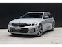 BMW 3-Serie Touring 330e | M-Pakket | Panoramadak | HUD | Curved Display | Sportstoelen | Adaptieve Cruise Control | Ele. verstelbare stoelen + Geheugen | Camera | DAB | Apple CarPlay/Android Auto | LED |