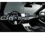 BMW 3-Serie Touring 330e | M-Pakket | Panoramadak | HUD | Curved Display | Sportstoelen | Adaptieve Cruise Control | Ele. verstelbare stoelen + Geheugen | Camera | DAB | Apple CarPlay/Android Auto | LED |