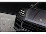 Porsche Cayenne Coupé 3.0 S E-Hybrid | NL Auto | Trekhaak | Sport-Uitlaat | Sport-Design | Stuur/Stoelverwarming | PDLS+ | Keyless | PCM | Bose | PASM | Panoramadak | Sport-Chrono | Softclose | Surround View | HUD | Adaptieve Sportstoelen 18-Wegs |