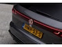 Volkswagen Touareg 3.0 TSi eHybrid 4MOTION R | NL Auto | Luchtvering | Trekhaak | Stoelverwarming voor/Achter | Stoelkoeling/massage | DYNAUDIO | HUD | Connectivity-Pack | Park Assist Pro | Panoramadak | Matrix LED | Adaptieve Cruise Control | IQ Drive | Memory-Pakket Premium |